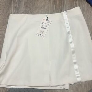 Zara White Mini Skirt with Satin Detail